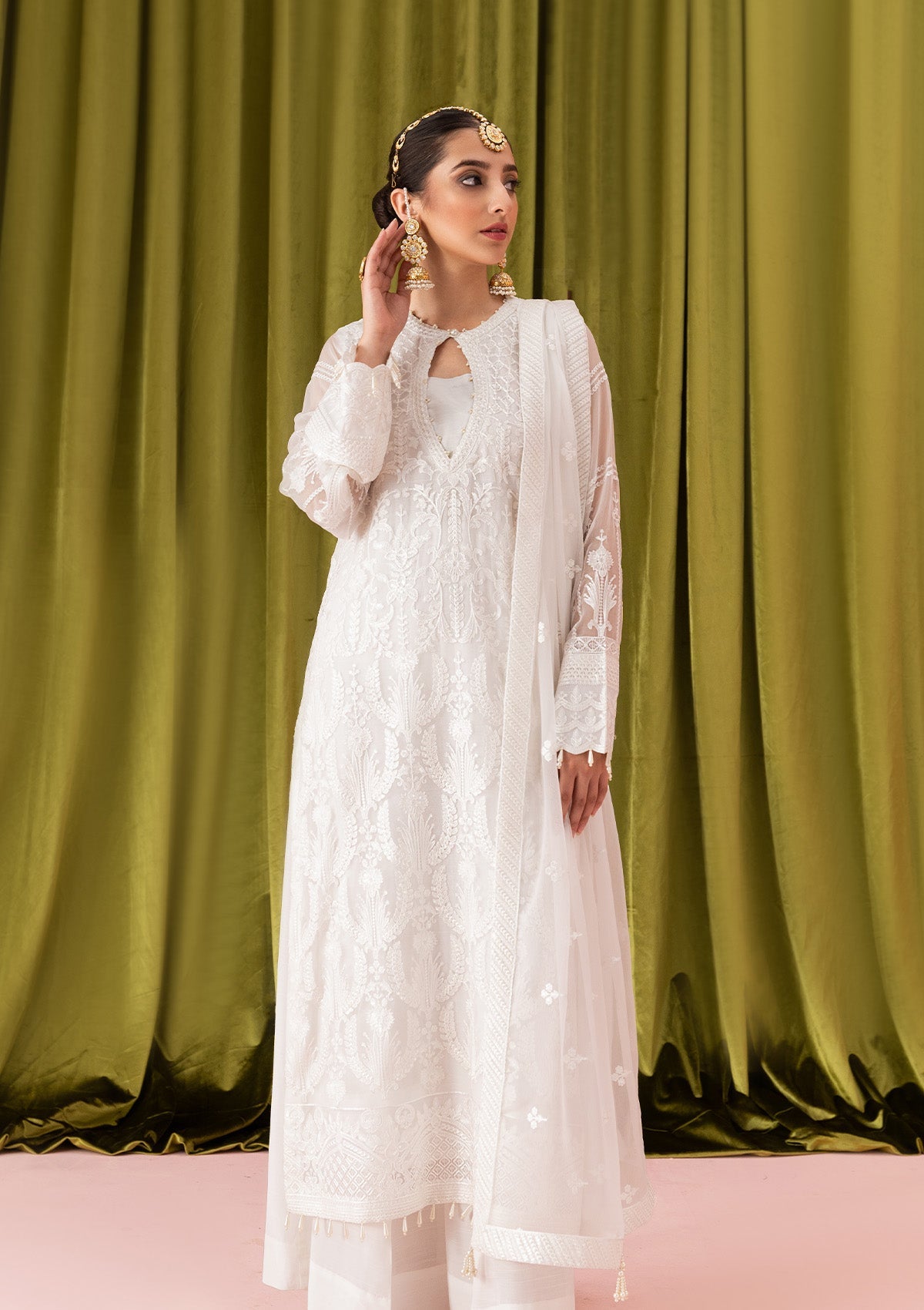 aik-atelier-unstitched-23-vol-1-look-02-3