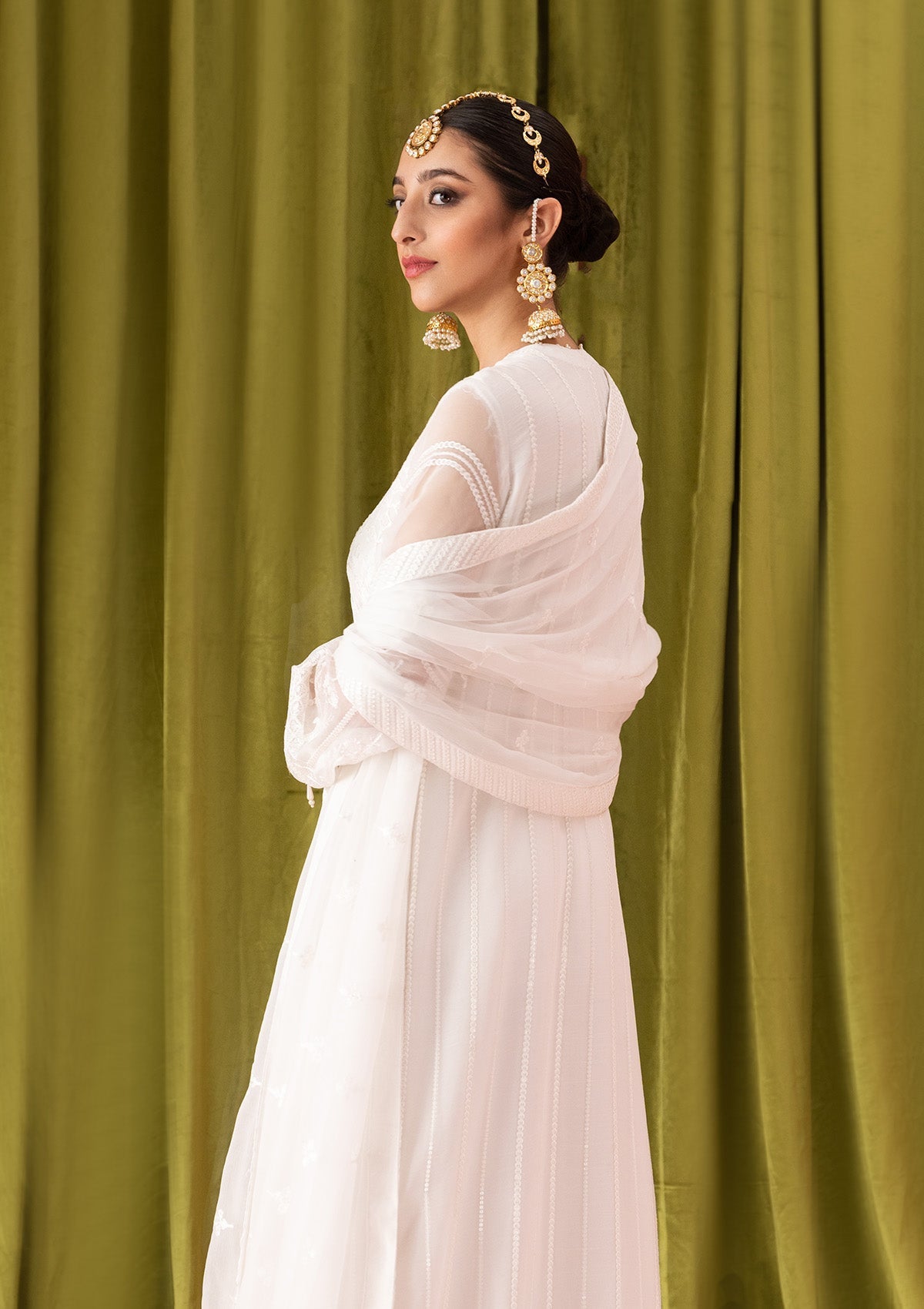 aik-atelier-unstitched-23-vol-1-look-02-4