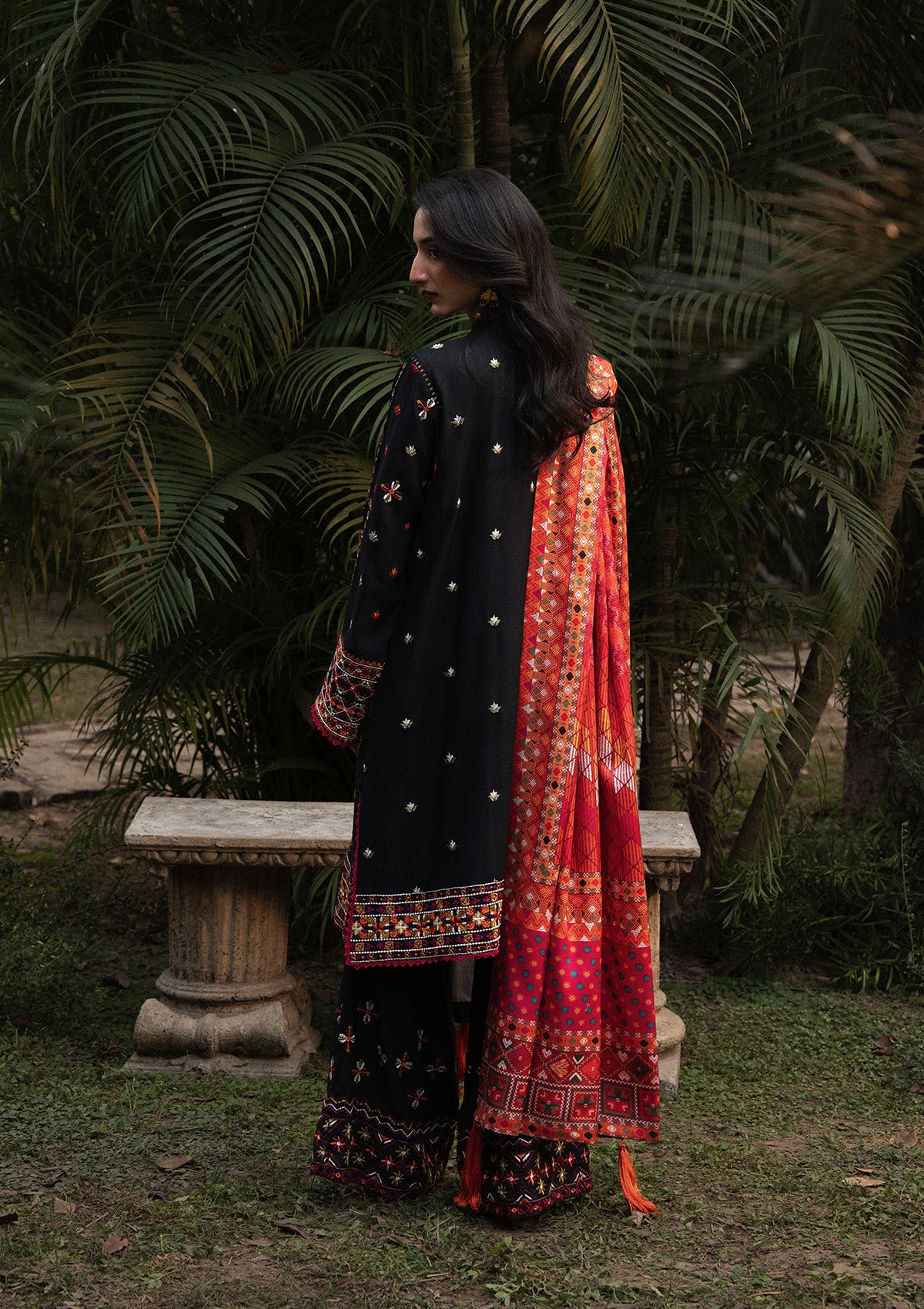 AIK ROZ '25 D1 - KARANDI - LOOK 03